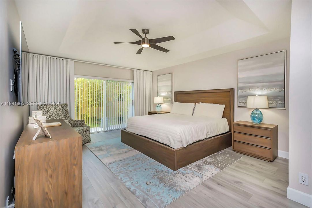 For Sale: $750,000 (3 beds, 2 baths, 1927 Square Feet)