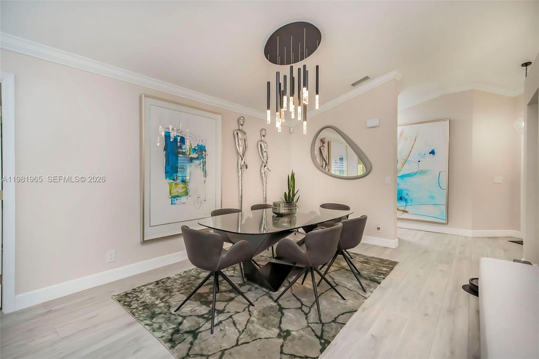 For Sale: $750,000 (3 beds, 2 baths, 1927 Square Feet)