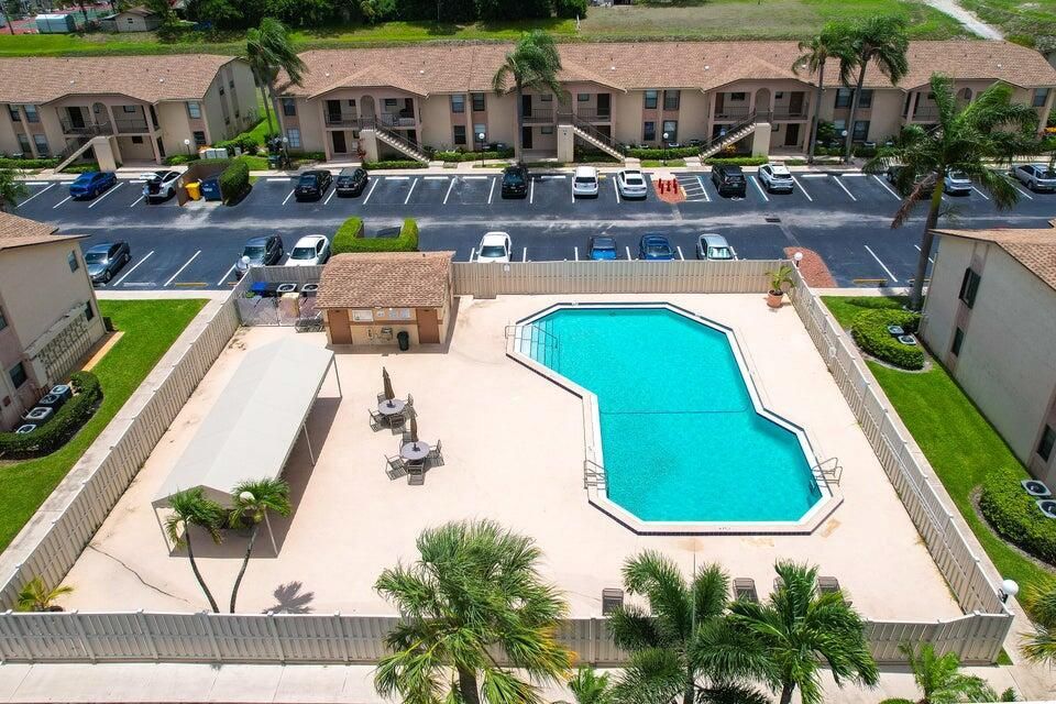 pool aerial