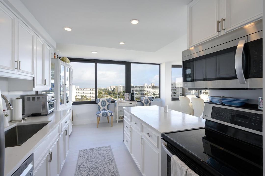 3589 S Ocean Blvd Apt 801-large-003-011-