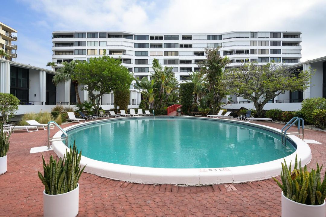 3589 S Ocean Blvd Apt 801-large-019-021-