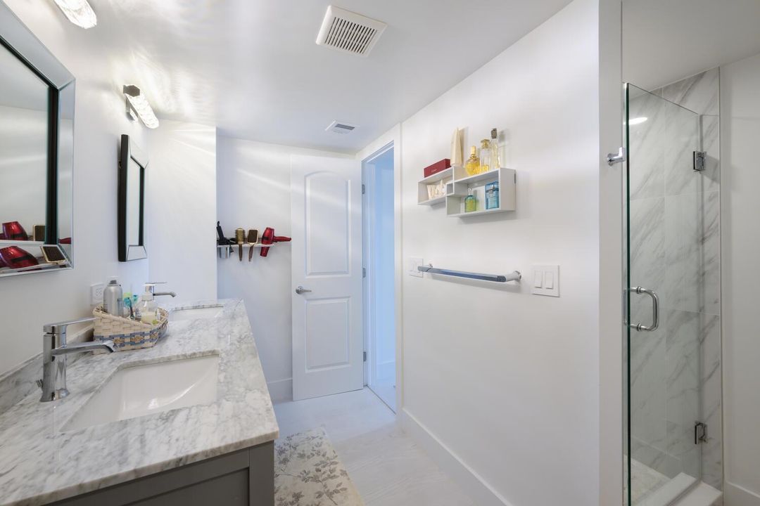 3589 S Ocean Blvd Apt 801-large-015-020-