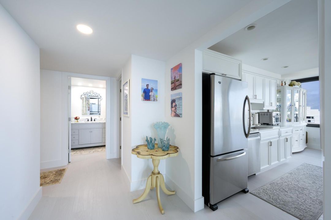 3589 S Ocean Blvd Apt 801-large-002-012-