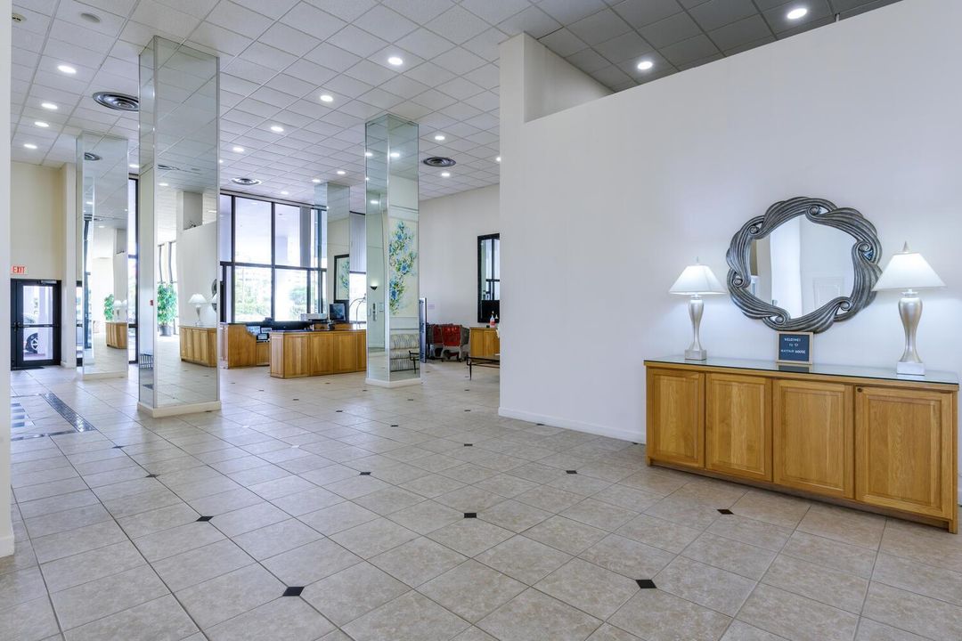 3589 S Ocean Blvd Apt 801-large-022-024-