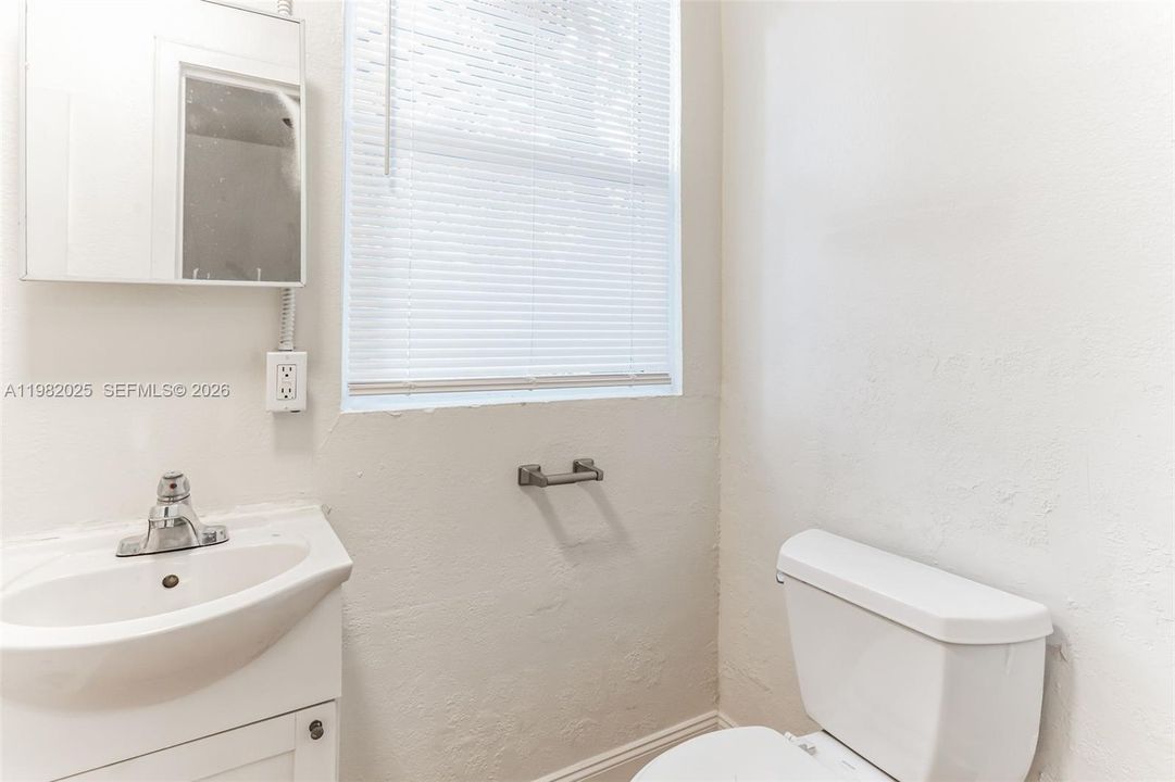 En Venta: $152,000 (4 camas, 2 baños, 0 Pies cuadrados)