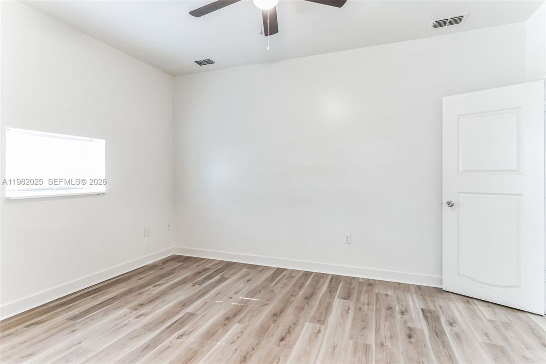 En Venta: $152,000 (4 camas, 2 baños, 0 Pies cuadrados)