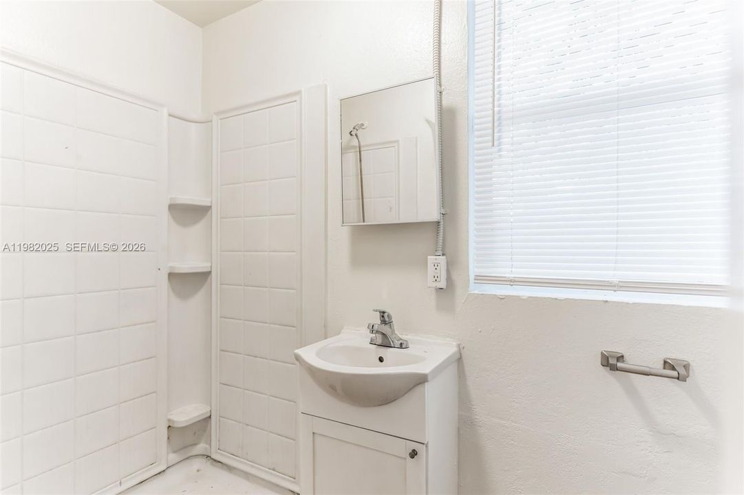 En Venta: $152,000 (4 camas, 2 baños, 0 Pies cuadrados)