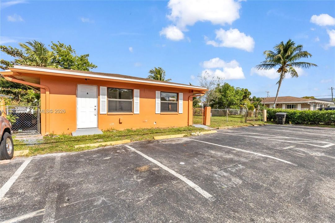 En Venta: $749,825 (0 camas, 0 baños, 2025 Pies cuadrados)