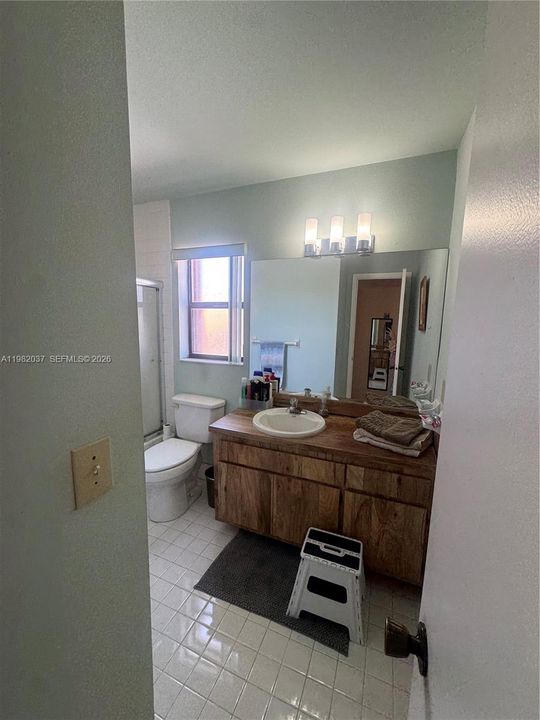Second master bath