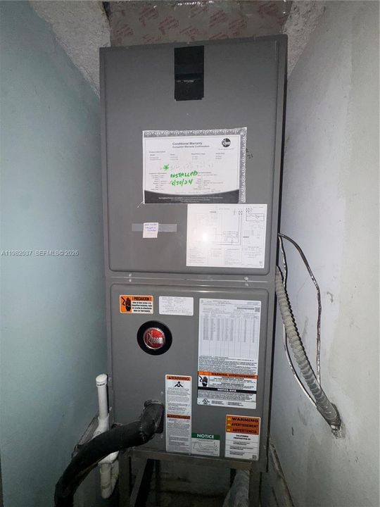 AC unit new 1.5 year