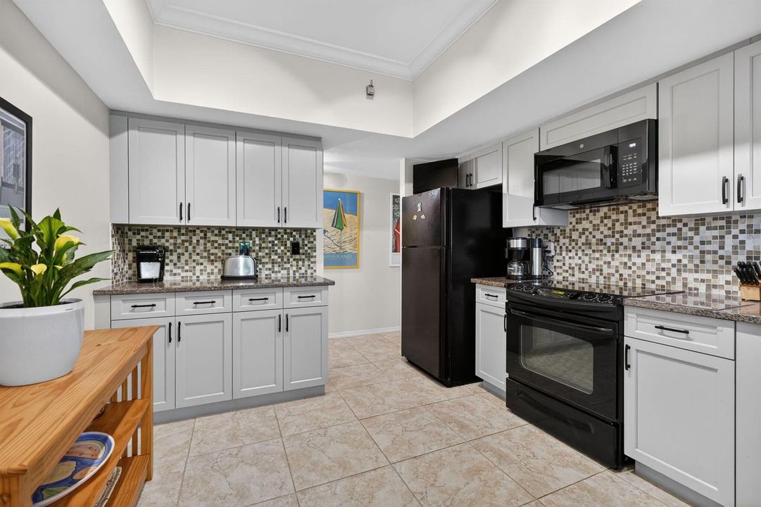 301 SEA OATS 21-web-or-mls-_MLP8651