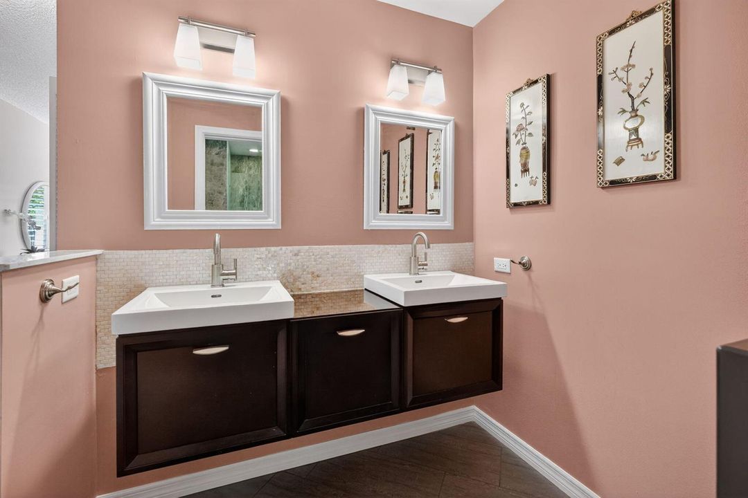 301 SEA OATS 16-web-or-mls-_MLP8601