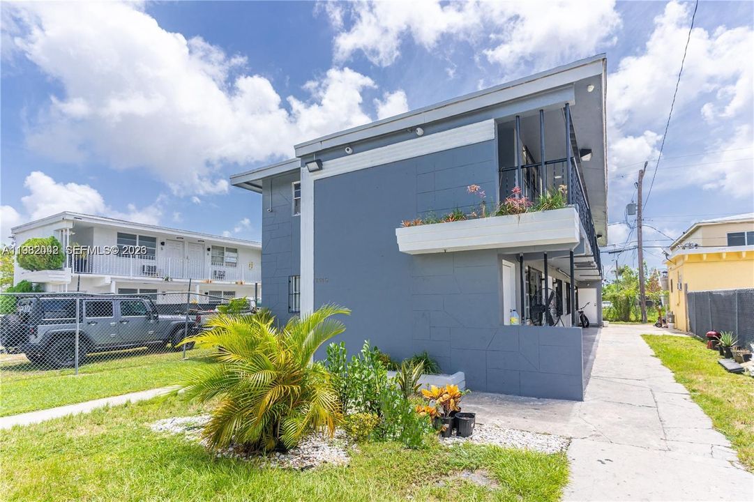 For Rent: $1,150 (0 beds, 1 baths, 3651 Square Feet)