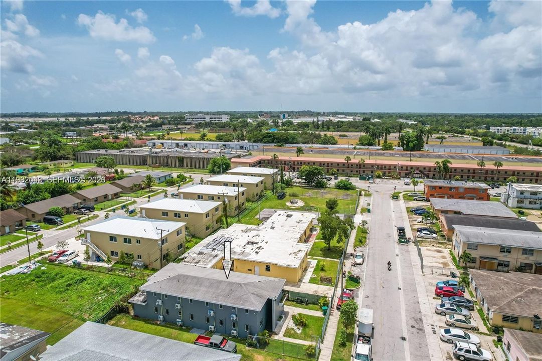 For Rent: $1,150 (0 beds, 1 baths, 3651 Square Feet)