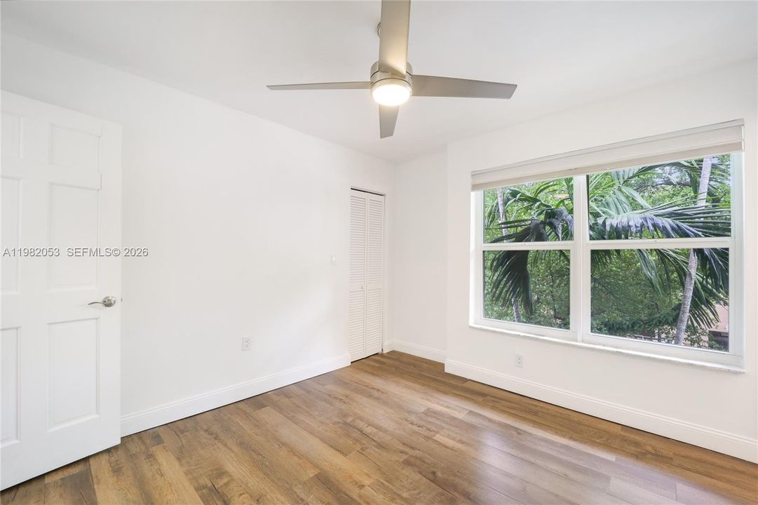 En Venta: $425,000 (2 camas, 2 baños, 1015 Pies cuadrados)