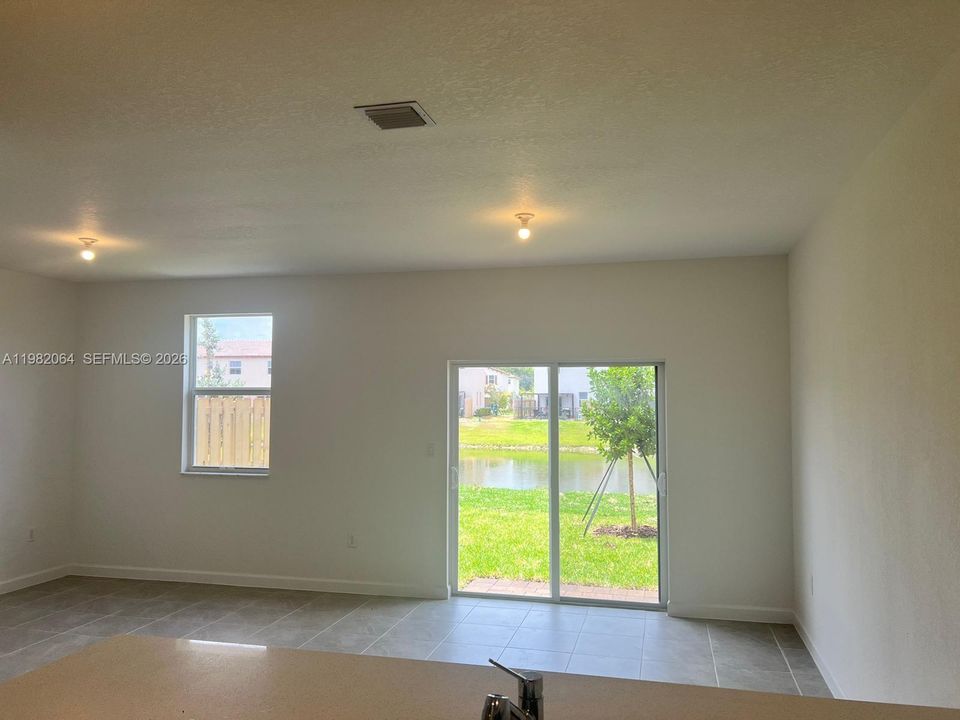 Active With Contract: $3,750 (3 beds, 2 baths, 1695 Square Feet)