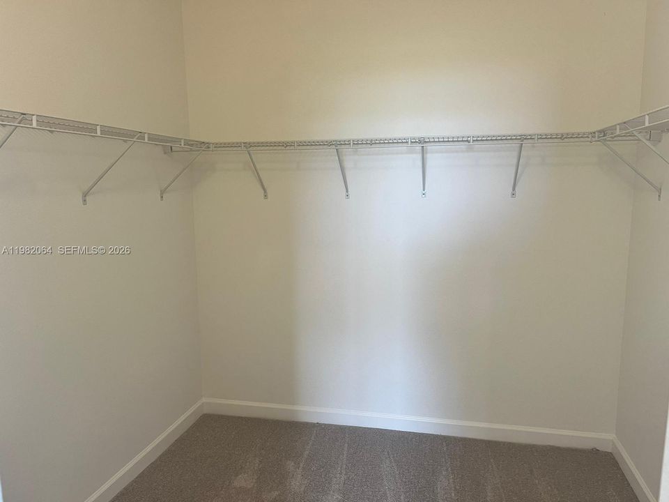Active With Contract: $3,750 (3 beds, 2 baths, 1695 Square Feet)