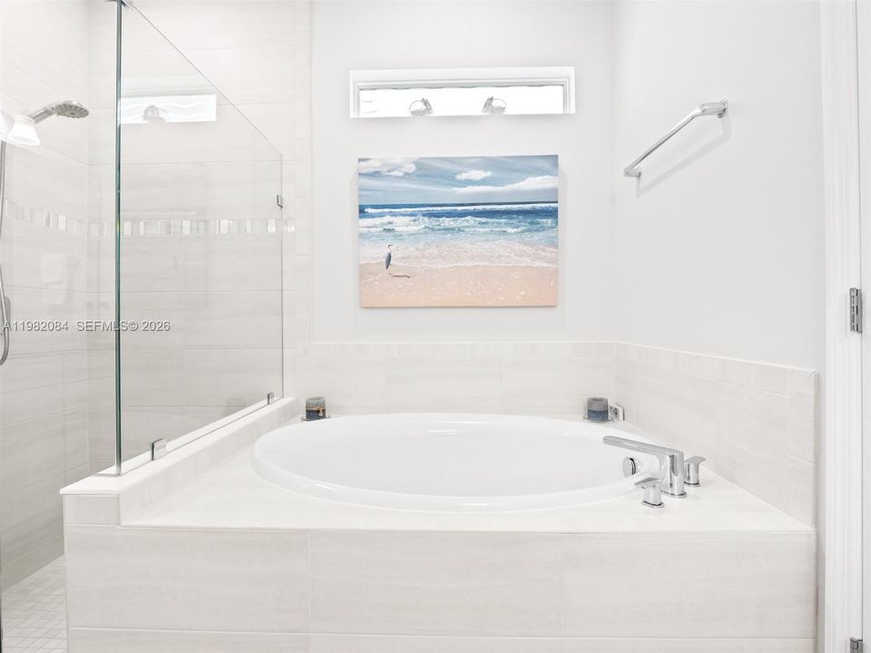 Recently Sold: $735,000 (3 beds, 2 baths, 1742 Square Feet)