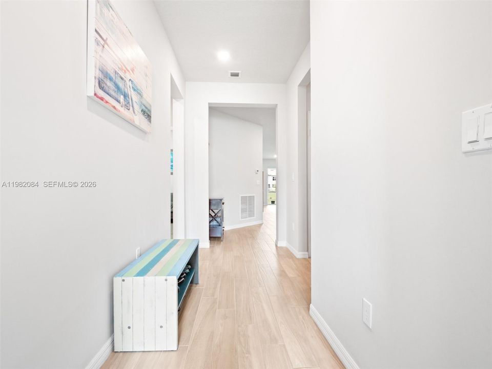 Recently Sold: $735,000 (3 beds, 2 baths, 1742 Square Feet)