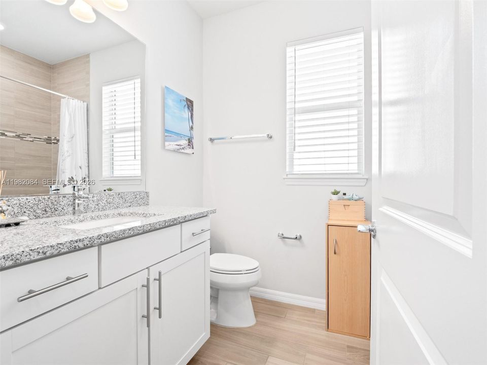 Recently Sold: $735,000 (3 beds, 2 baths, 1742 Square Feet)