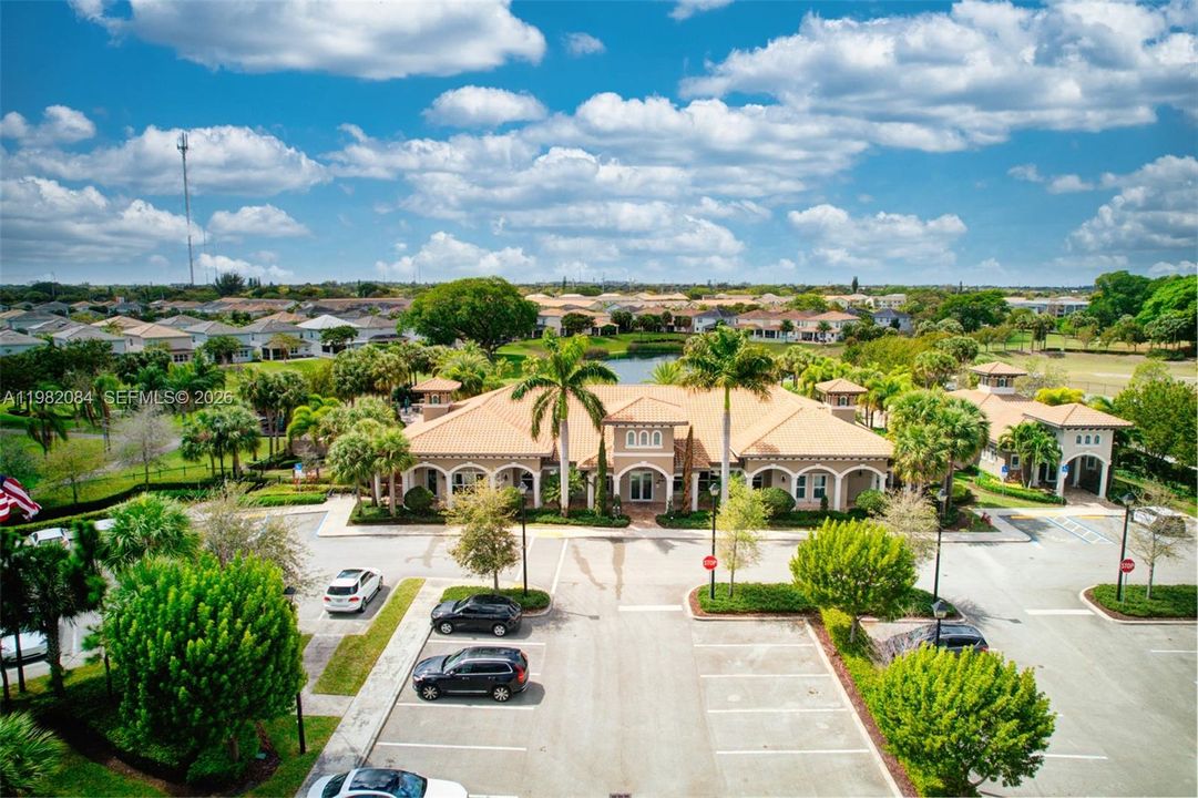 Recently Sold: $735,000 (3 beds, 2 baths, 1742 Square Feet)
