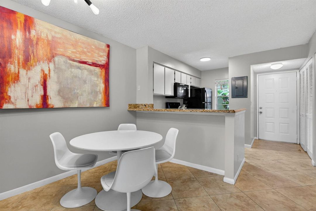 28-web-or-mls-2230-0427
