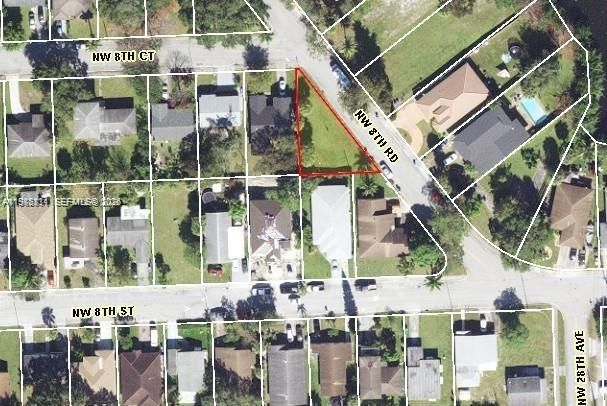 待售: $149,999 (0.11 acres)