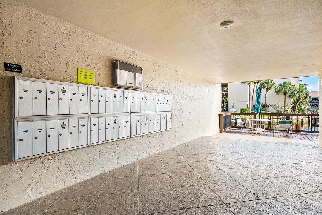 028-6RoyalPalmWay-BocaRaton-FL-33432-SMA
