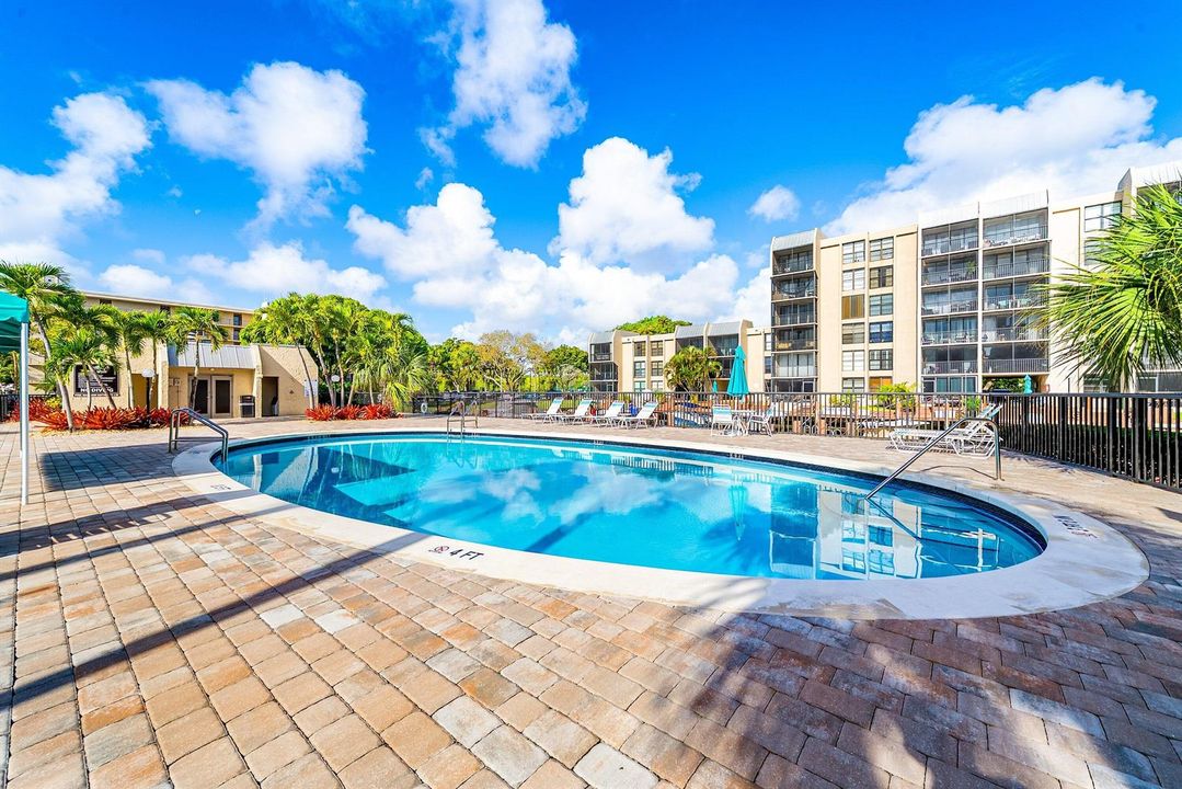 033-6RoyalPalmWay-BocaRaton-FL-33432-SMA