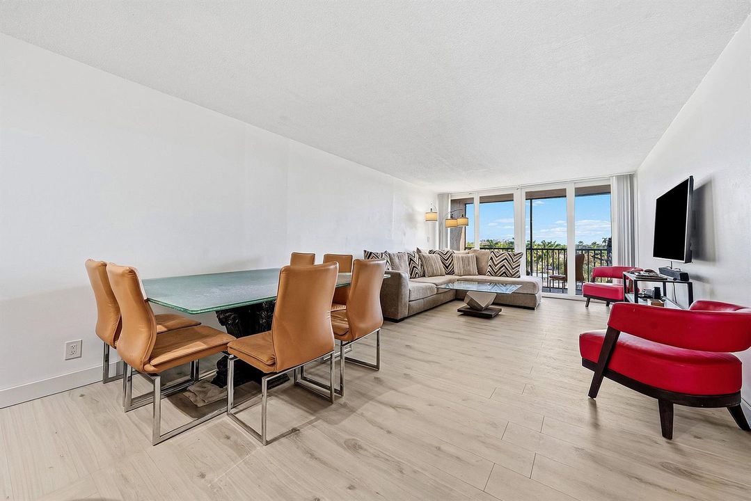 009-6RoyalPalmWay-BocaRaton-FL-33432-SMA