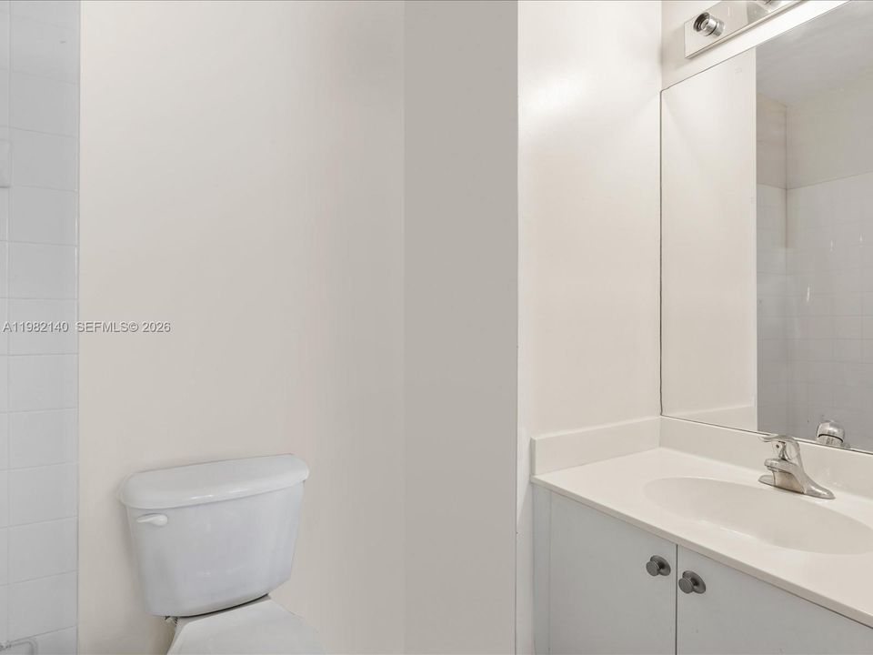 For Sale: $340,000 (2 beds, 2 baths, 1280 Square Feet)