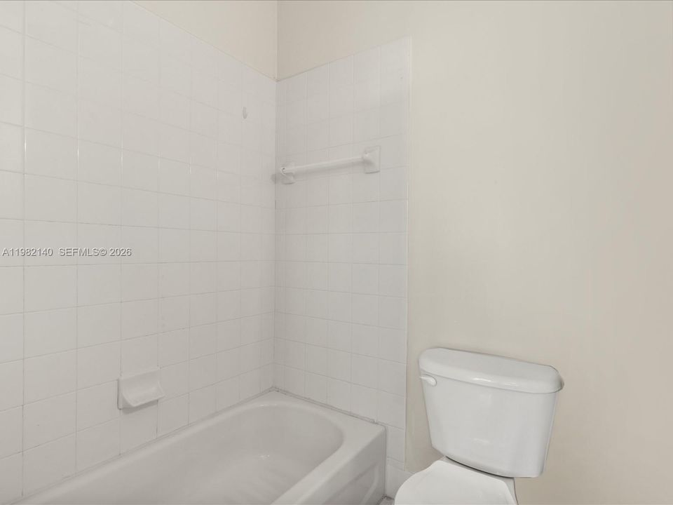 For Sale: $340,000 (2 beds, 2 baths, 1280 Square Feet)