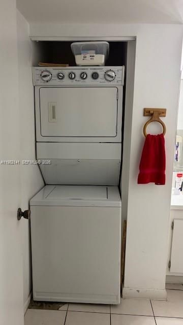 En Renta: $2,050 (2 camas, 2 baños, 827 Pies cuadrados)