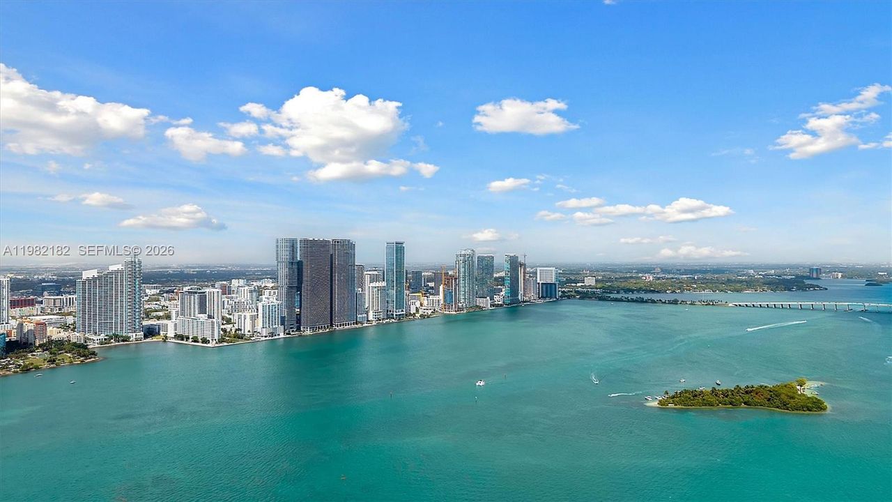 На продажу: $4,495,000 (4 спален, 5 ванн, 2694 Квадратных фут)