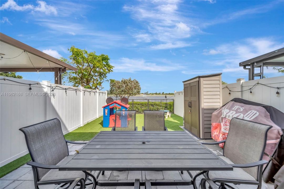 En Venta: $518,000 (3 camas, 2 baños, 1540 Pies cuadrados)