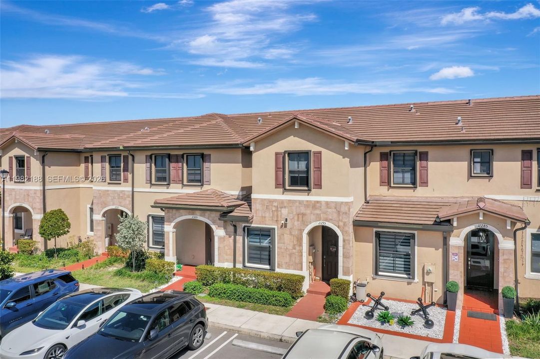 En Venta: $518,000 (3 camas, 2 baños, 1540 Pies cuadrados)