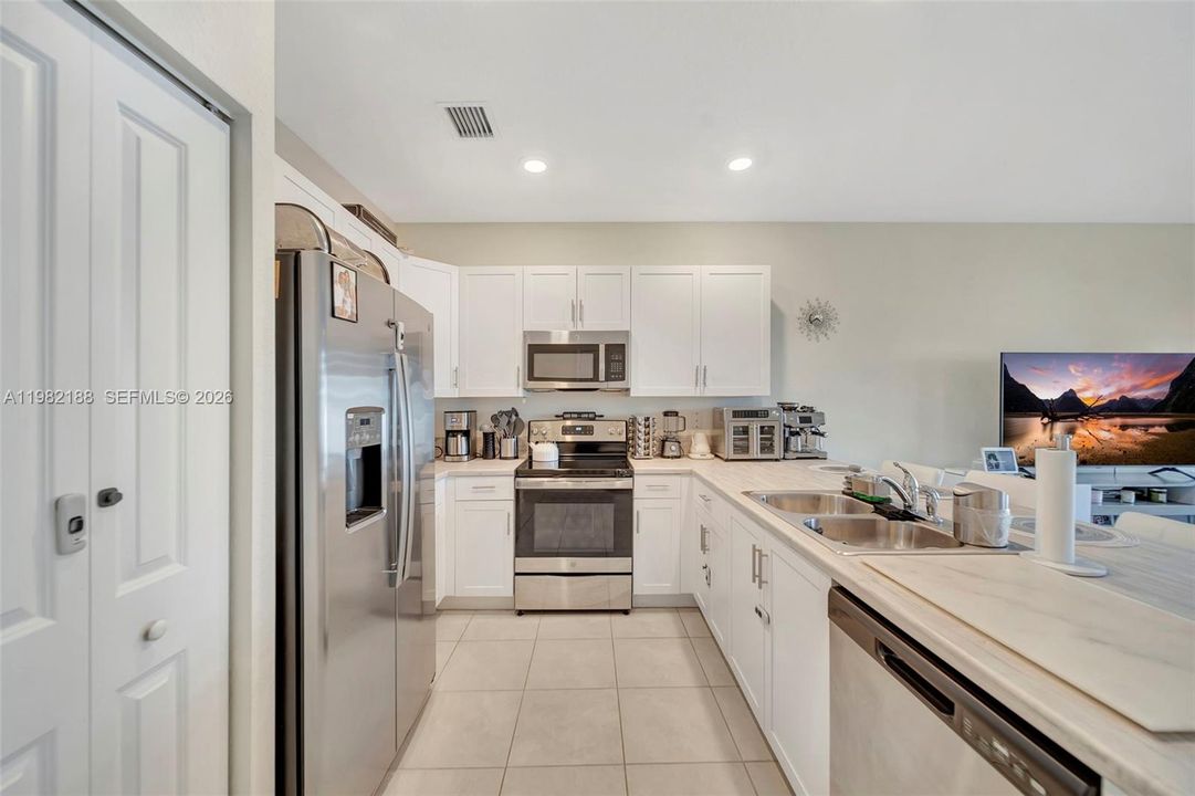 En Venta: $518,000 (3 camas, 2 baños, 1540 Pies cuadrados)