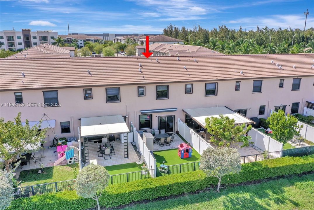 En Venta: $518,000 (3 camas, 2 baños, 1540 Pies cuadrados)