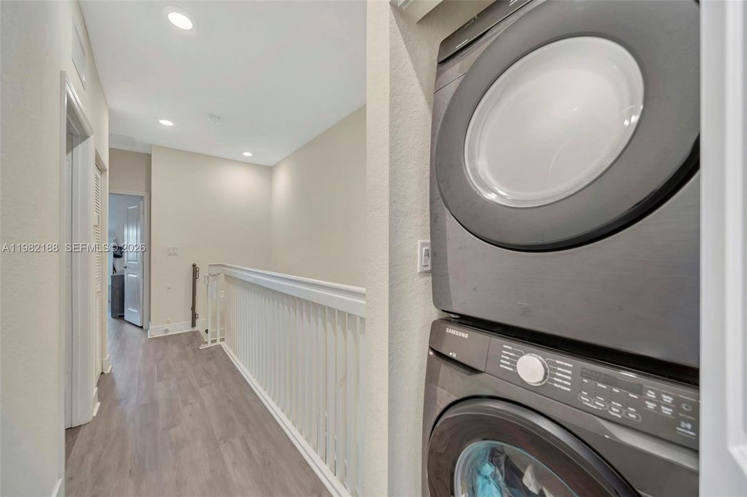 En Venta: $518,000 (3 camas, 2 baños, 1540 Pies cuadrados)