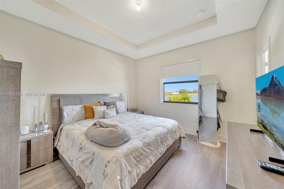 En Venta: $518,000 (3 camas, 2 baños, 1540 Pies cuadrados)