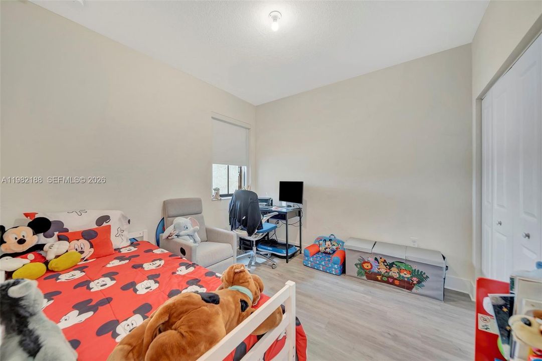 En Venta: $518,000 (3 camas, 2 baños, 1540 Pies cuadrados)