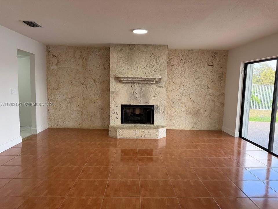 Active With Contract: $4,300 (4 beds, 2 baths, 2088 Square Feet)