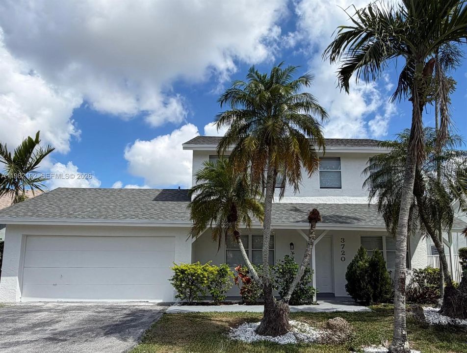 Active With Contract: $4,300 (4 beds, 2 baths, 2088 Square Feet)