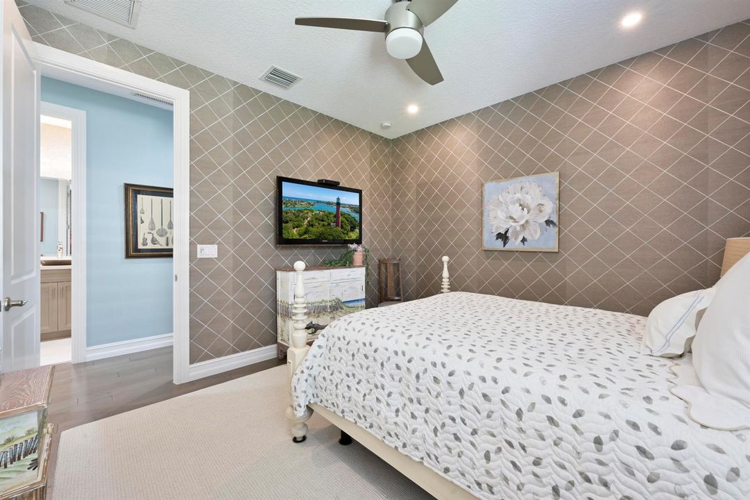 Guest Bedroom 1