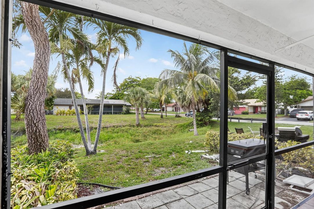 screened in porch
