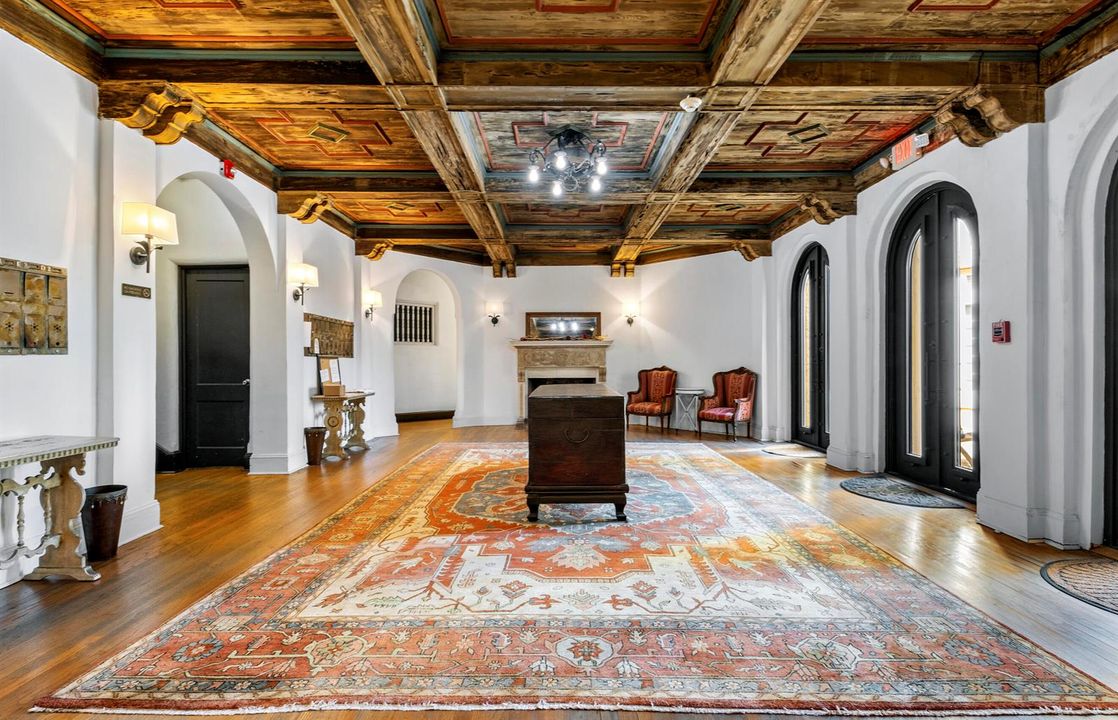 Beverly Terrace Manor Lobby