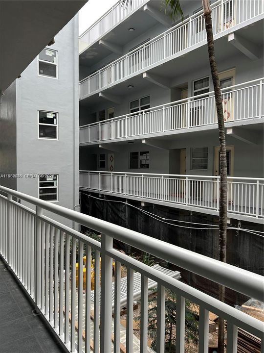 Catwalk with new Aluminum handrails