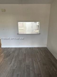 For Sale: $125,000 (1 beds, 1 baths, 770 Square Feet)