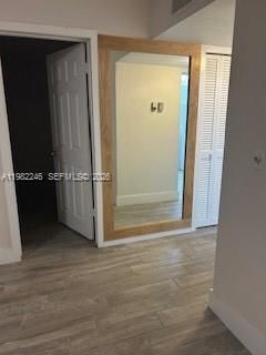 For Sale: $125,000 (1 beds, 1 baths, 770 Square Feet)