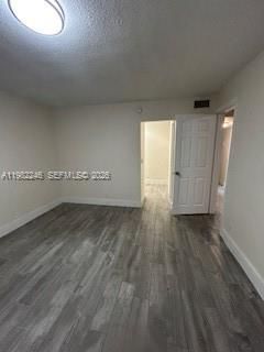 For Sale: $125,000 (1 beds, 1 baths, 770 Square Feet)
